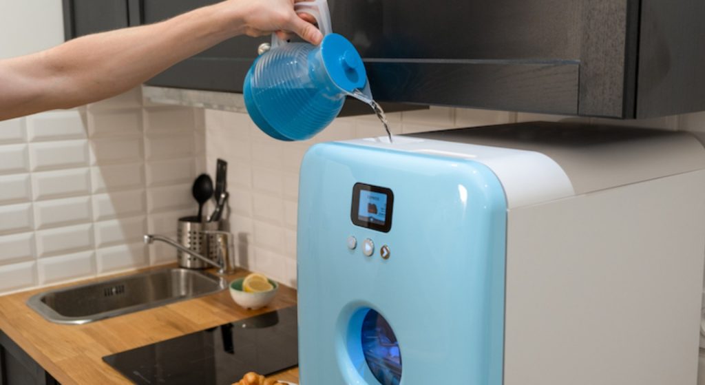 Mini lave-vaisselle avec réservoir d'eau : les 5 meilleurs modèles testés